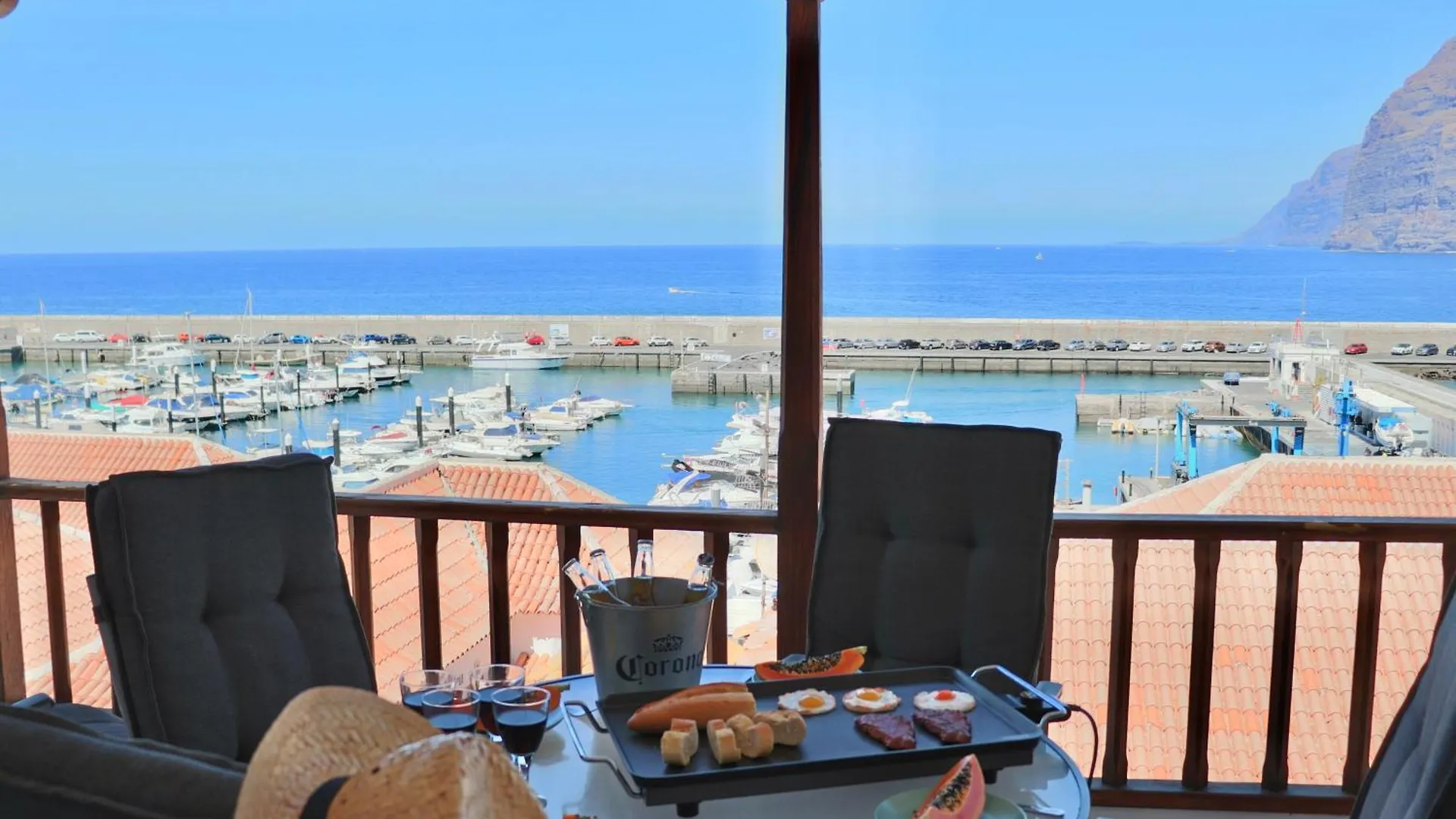 Apartment Capitain Beachside Haven Acantilado de los Gigantes Spain