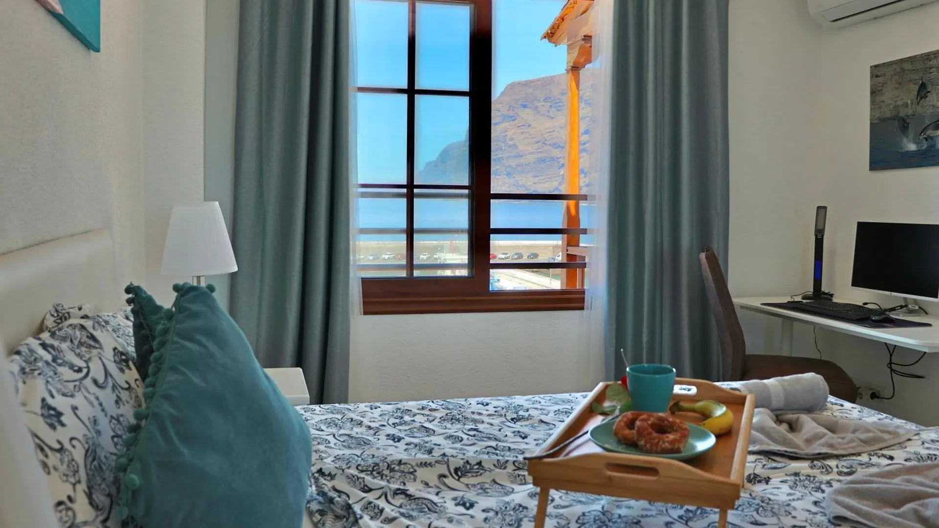 Capitain Beachside Haven Acantilado de los Gigantes