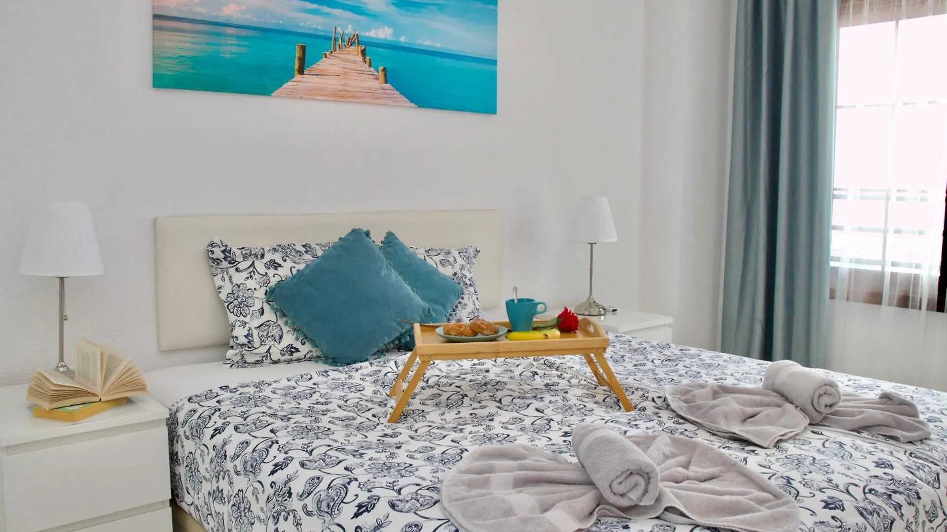 Capitain Beachside Haven Acantilado de los Gigantes Spain