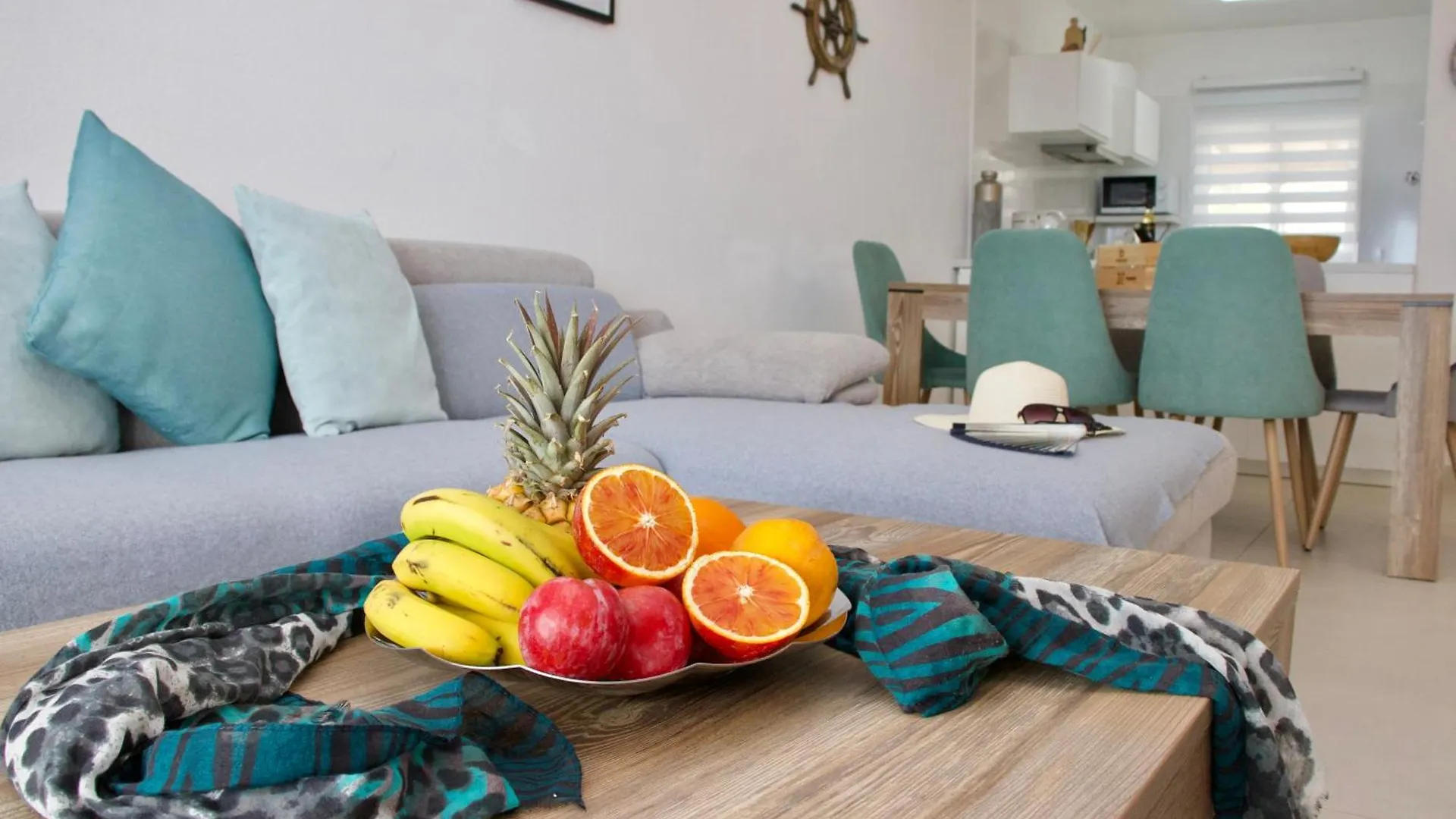 Capitain Beachside Haven Acantilado de los Gigantes