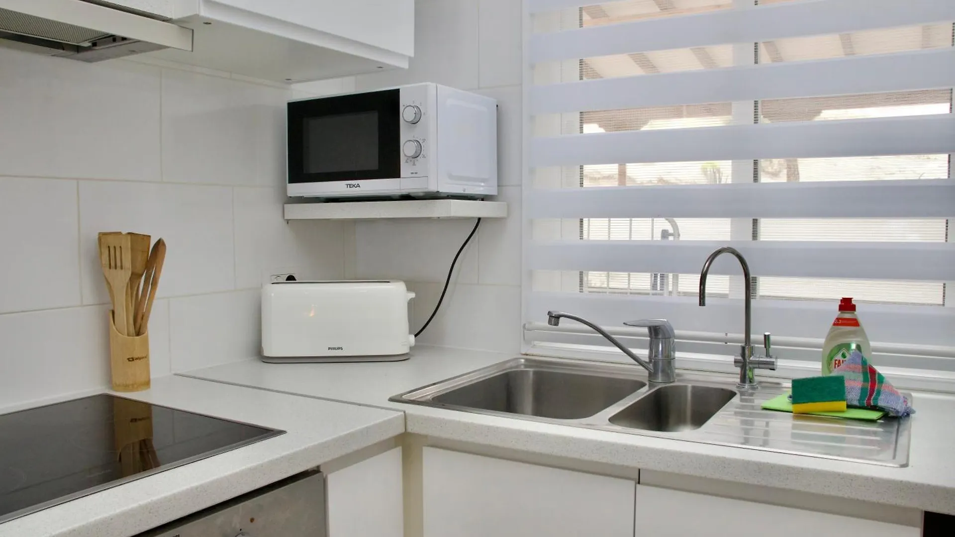 Capitain Beachside Haven Acantilado de los Gigantes