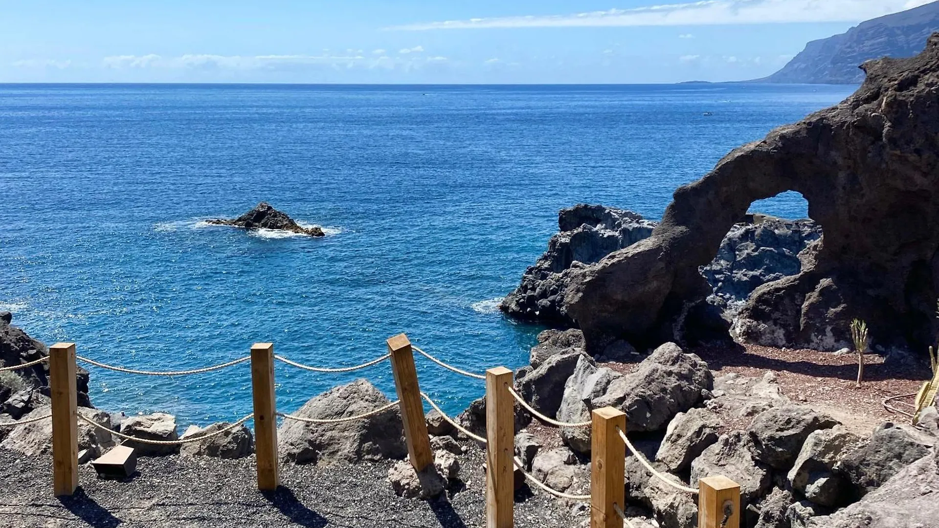 Apartment Capitain Beachside Haven Acantilado de los Gigantes Spain