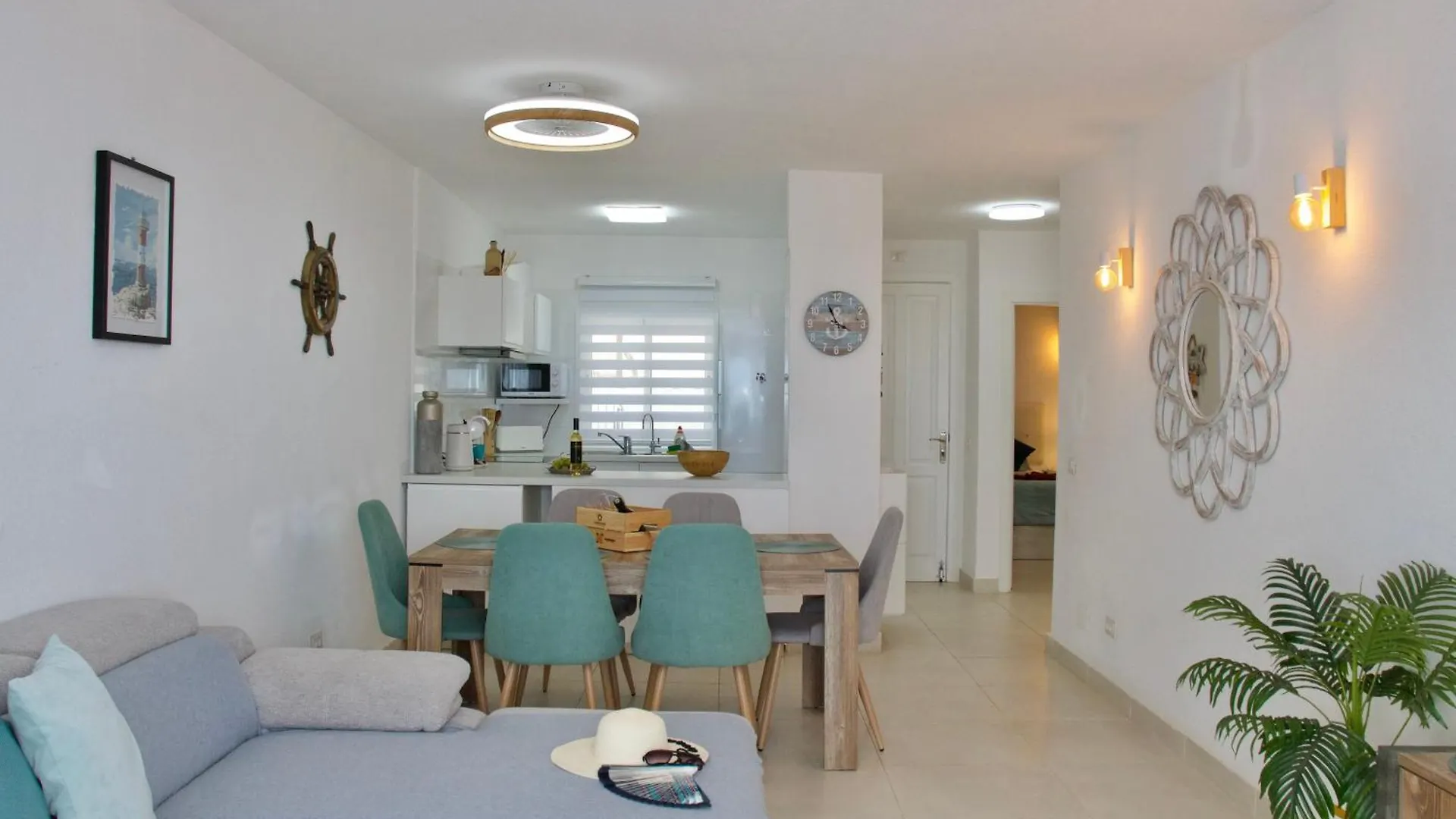 Capitain Beachside Haven Acantilado de los Gigantes 0*,  Spain